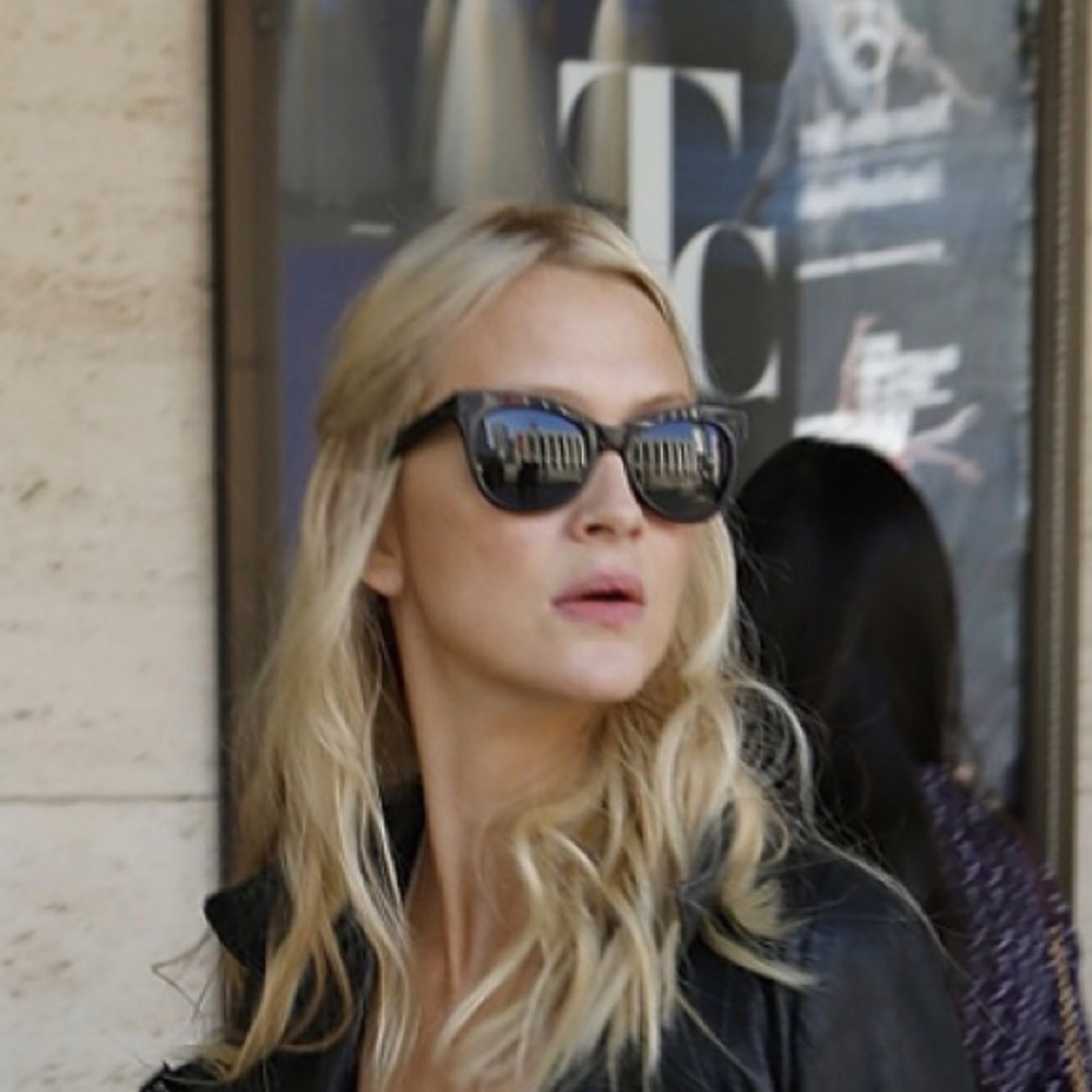 Alexander McQueen sunglasses